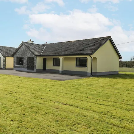 Holiday home Castle View Oughterard